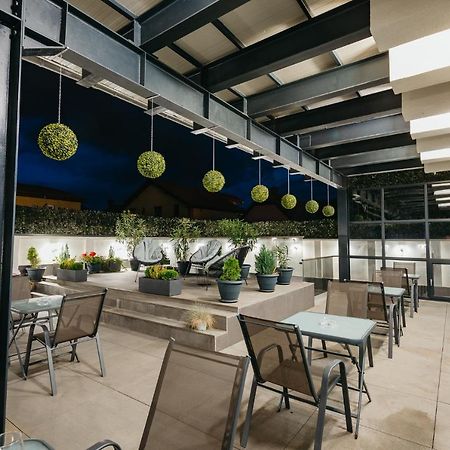 Hotel Anastasia Сибиу Экстерьер фото