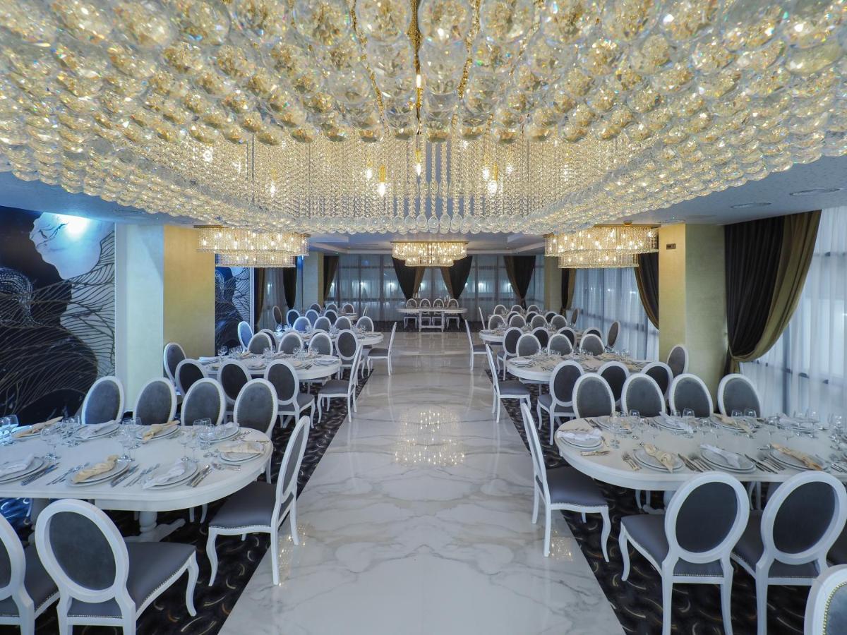 Hotel Anastasia Сибиу Экстерьер фото