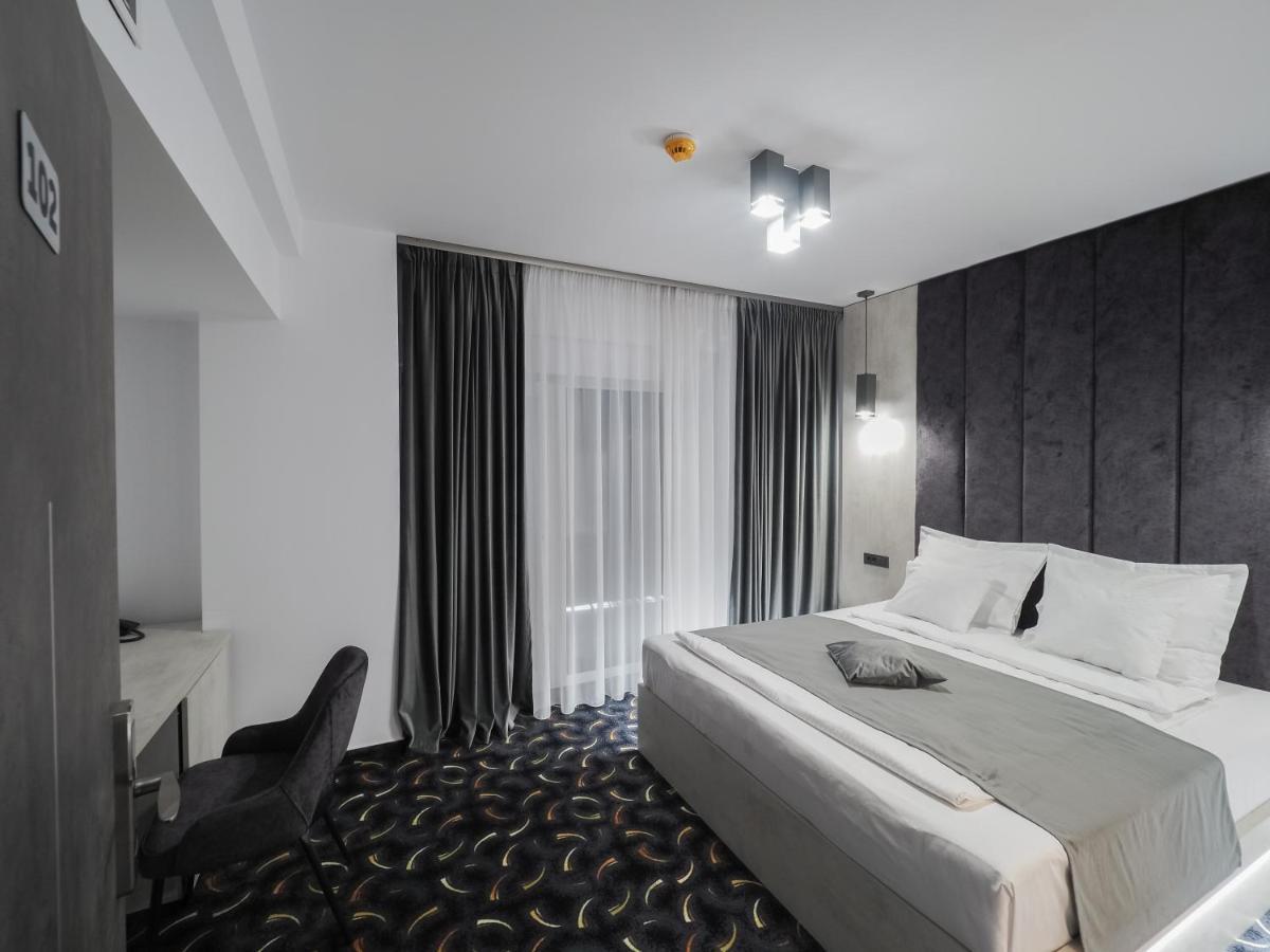 Hotel Anastasia Сибиу Экстерьер фото