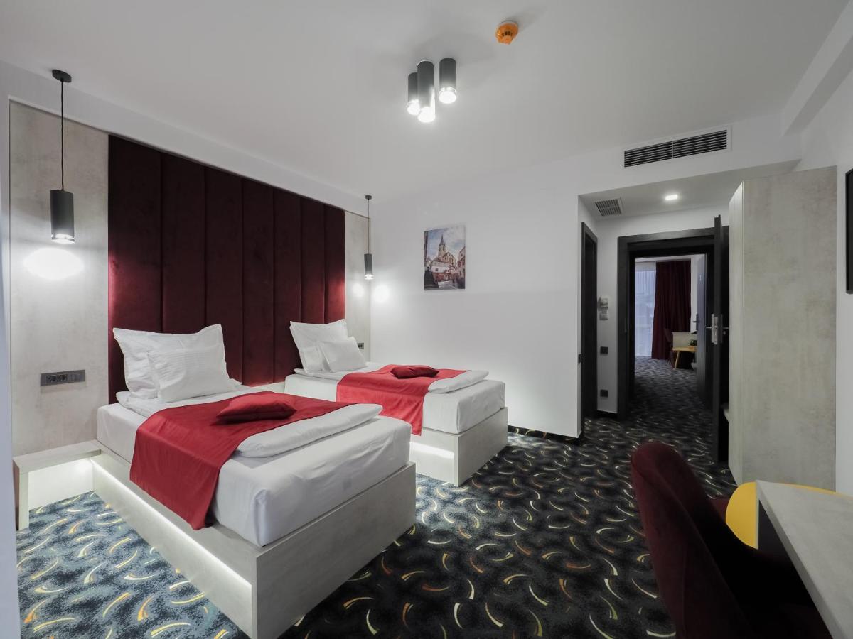 Hotel Anastasia Сибиу Экстерьер фото