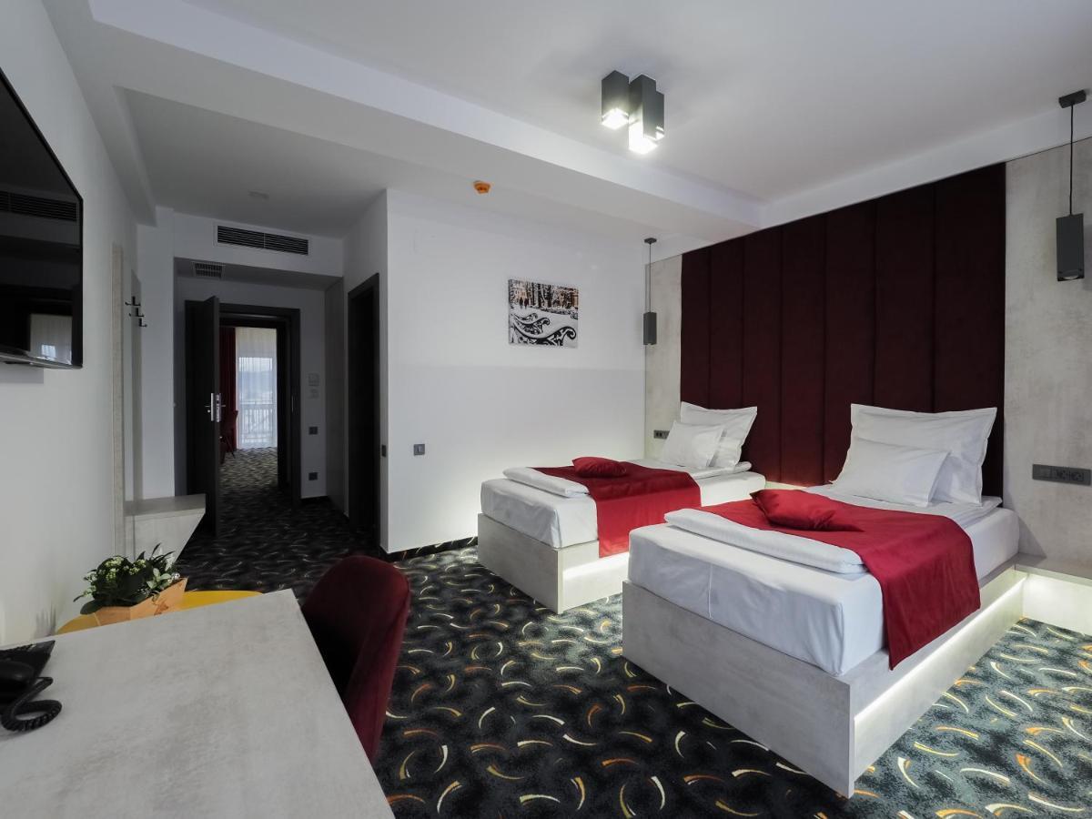 Hotel Anastasia Сибиу Экстерьер фото